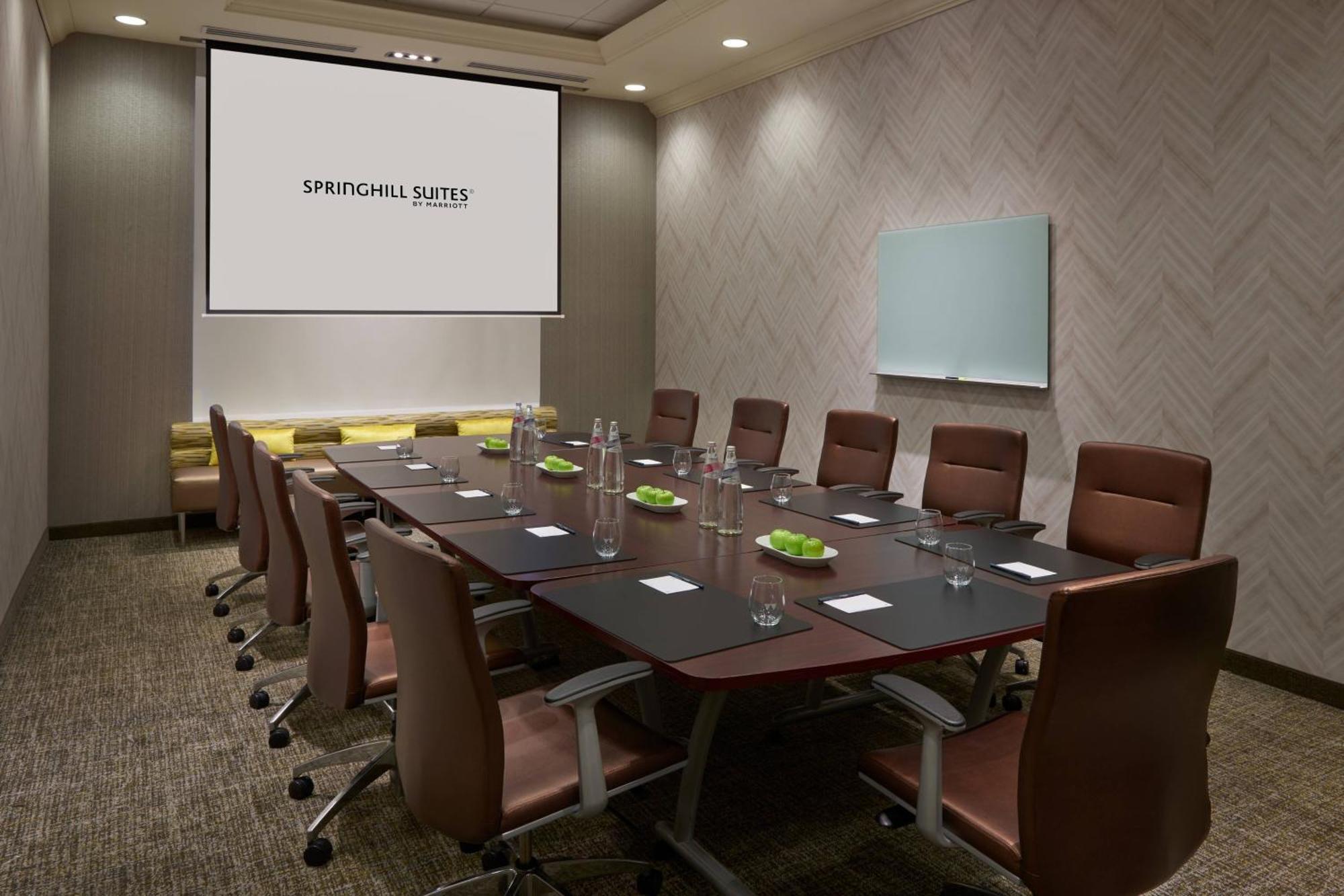 Springhill Suites By Marriott Toronto Vaughan Bagian luar foto